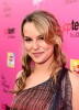 photo Bridgit Mendler