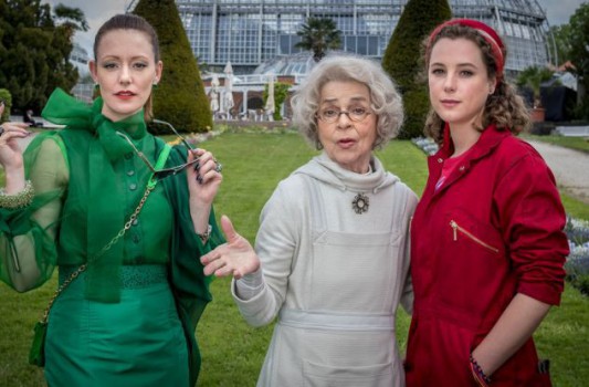 poster Schneeweißchen und Rosenrot - Staffel 1